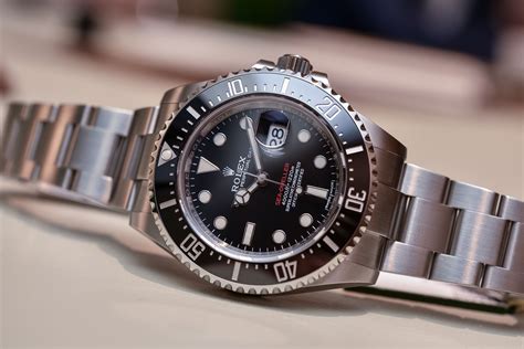 rolex sea dweller dive rating|rolex sea dweller 43mm review.